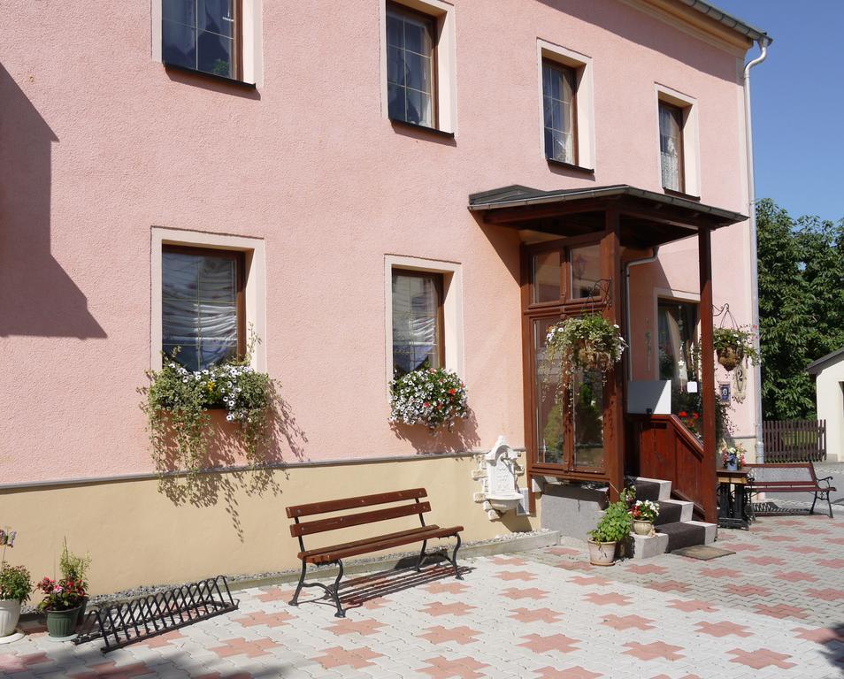 Familien-Ferienwohnung Haustein Konigswalde Екстериор снимка